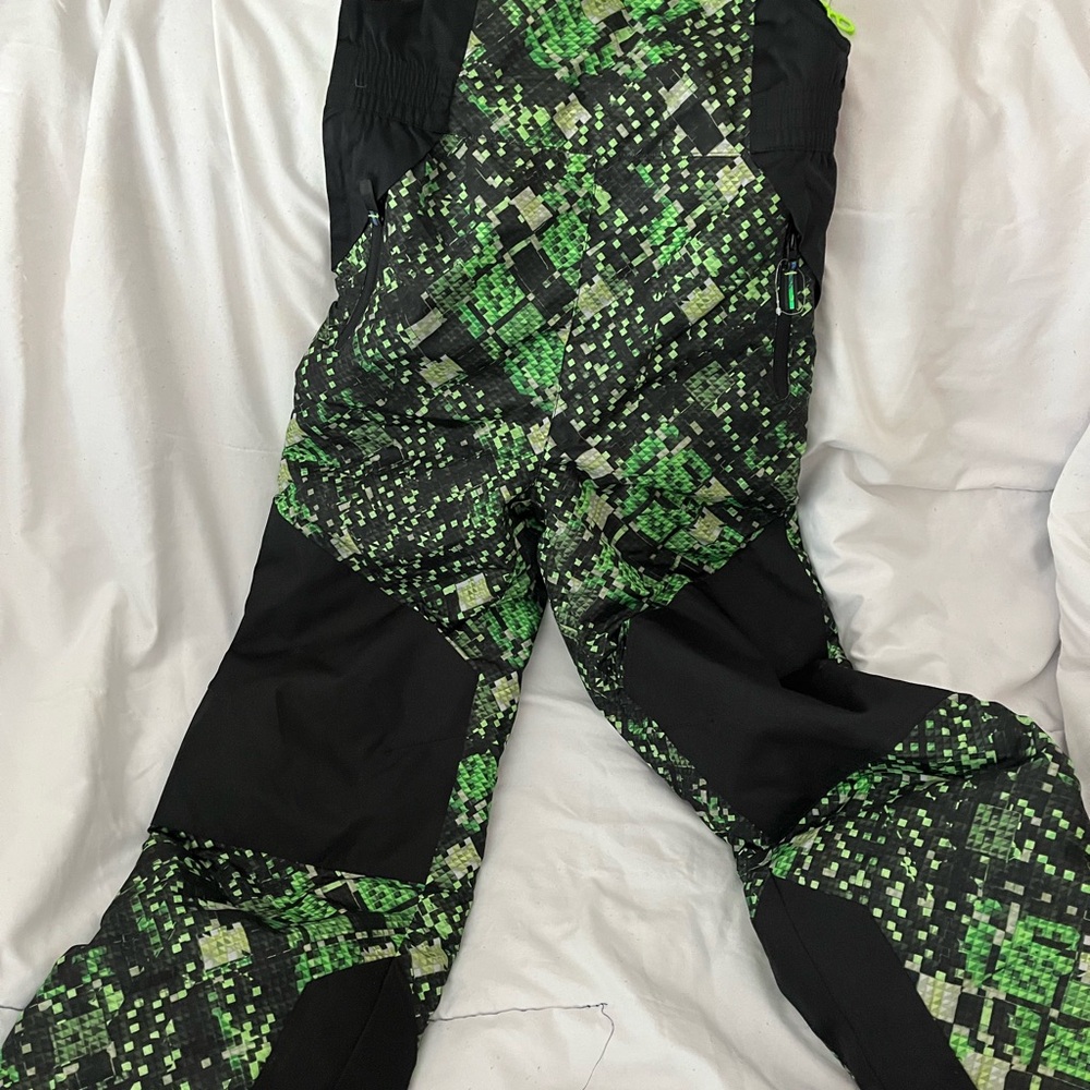Boy’s Green and Black Ski Bibs
